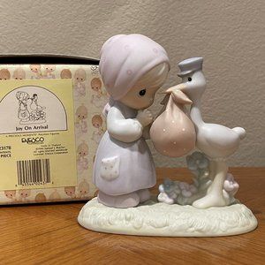 Precious Moments Joy on Arrival